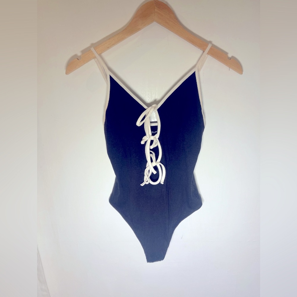 URBAN OUTFITTERS Body Suit